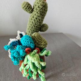 vasetto all'uncinetto con tecnica "amigrumi"