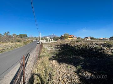 Terreno Esterno Parco Dell'Etna Pedara
