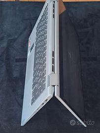 Lenovo PC Touch Screen Portatile