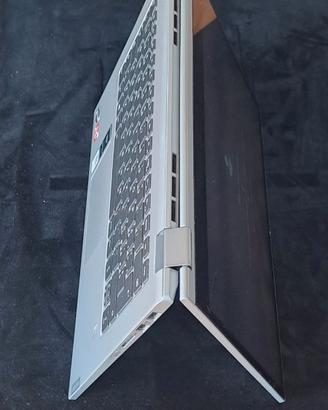 Lenovo PC Touch Screen Portatile