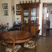 Tavolo rotondo legno massello intarsiato +  sedie