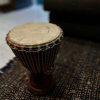 Bongo djembe congas