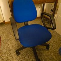 sedia ufficio a rotelle blu