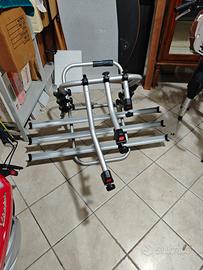 Porta bici con binario per tre bici