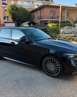 Mercedes C 220d 4MATIC AMG Line Travel Edition