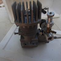  MAC 21  motore  russo car 3,5cc nuovo