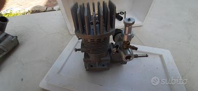  MAC 21  motore  russo car 3,5cc nuovo