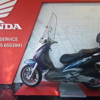 Piaggio Beverly 200 - km 24201 - anno 2004 -
