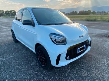Smart EQ ForFour Edition One BRABUS 22kW