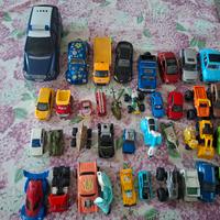 38 macchinine di varie misure