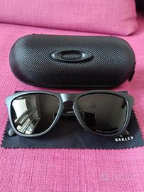 occhiali da sole Oakley Frogskin 009245 2° scelta