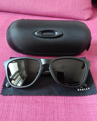 occhiali da sole Oakley Frogskin 009245 2° scelta