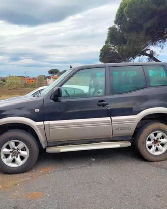 NISSAN TERRANO II COMFORT 4X4 del 2000 td 3 porte