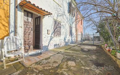 PORZIONE DI TRIFAMILIARE SU DUE LIVELLI A CONSELIC