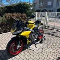 Aprilia Tuono 660 Full ohlins