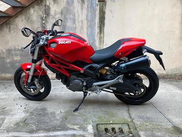 Ducati Monster 696+