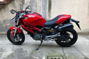 Ducati Monster 696+