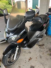 Piaggio X9 250