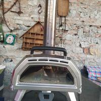 Forno pizza Ooni Karu 16 con bruciatore a gas