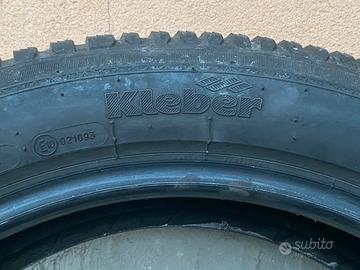 Stock di gomme invernali marca Kleber
