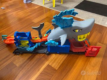 Hot Weelhs Ultra Shark Car Wash, con scatola