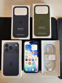Apple Iphone 17 Pro 256 GB blu + Cover
