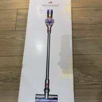 DYSON V8 ADVANCED