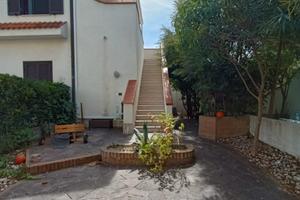 Villetta con giardino a 200 mt dal mare