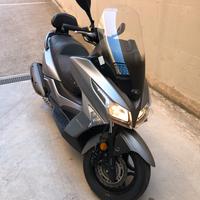 Kymco X Town 300 i