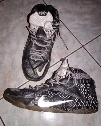 Nike BHM nr 46