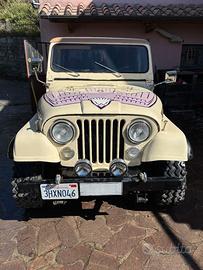Jeep Golden Eagle