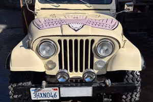 Jeep Golden Eagle
