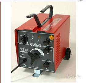 Saldatrice nuova ad arco