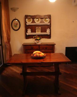 Mobili  sala da pranzo arte povera
