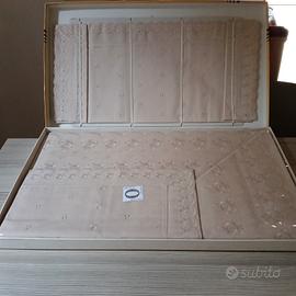 Lenzuola matrimoniali   beige ricamate