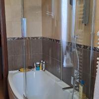 Vasca da bagno con cabina doccia Teuco