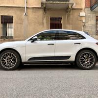 Cerchi Originali Porsche Macan con Gomme nuove