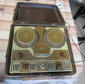 Magnetofono Geloso elettrico mod. G.242M anni '50