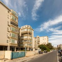 Ampio locale commerciale in posizione strategica