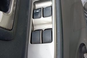 pulsantiera MITSUBISHI PAJERO GLS anno 2005