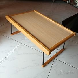 tavolino colazione a  letto