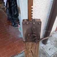 Binda di sollevamento e cric.