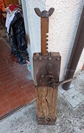 Binda di sollevamento e cric.