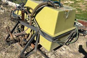 Botte diserbo con spazzola interfila