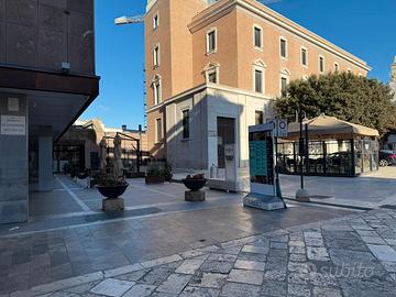 Via del Corso, uso commerciale possibilità dehor