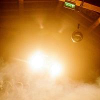 NOLEGGIO LUCI DA DISCOTECA & EFFETTI SPECIALI PER