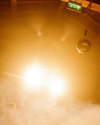 NOLEGGIO LUCI DA DISCOTECA & EFFETTI SPECIALI PER