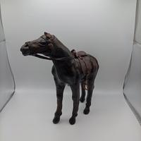 statuetta cavallo vintage in pelle
