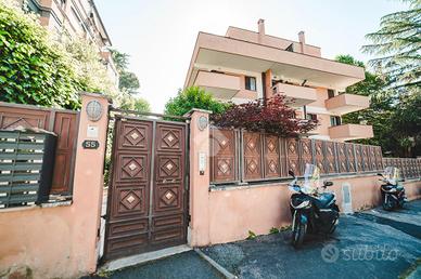 AUTORIMESSA A ROMA