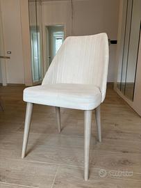 Sedia in velluto bianco